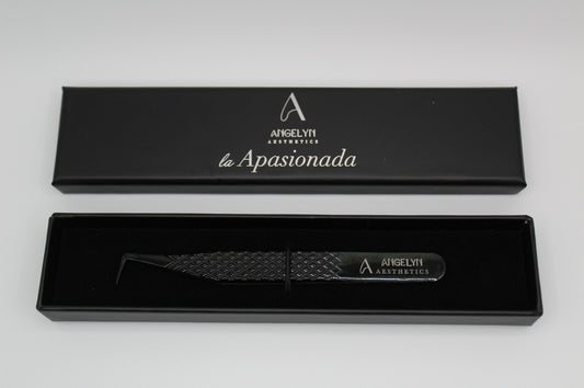 La Apasionada Tweezer